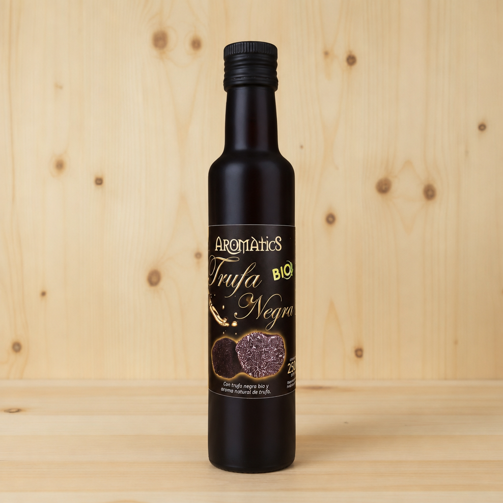 Aceite de trufa negra, etiqueta frontal, sin reflejos, sobre fondo de pino claro